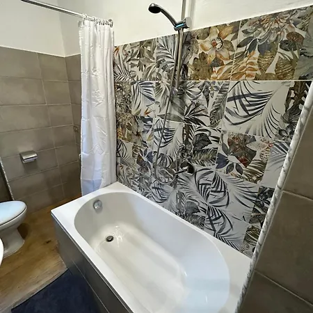 Apartment Bilocale Monastir Turin