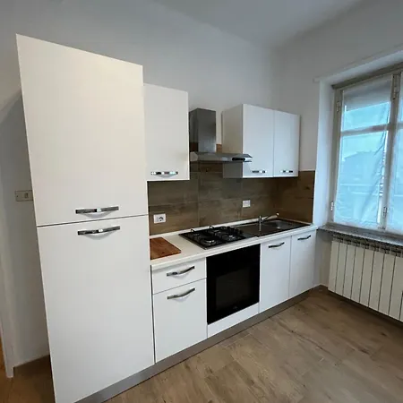 Bilocale Monastir Apartmán *